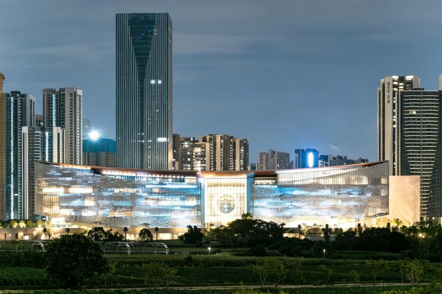 深圳國際美術館北館夜景