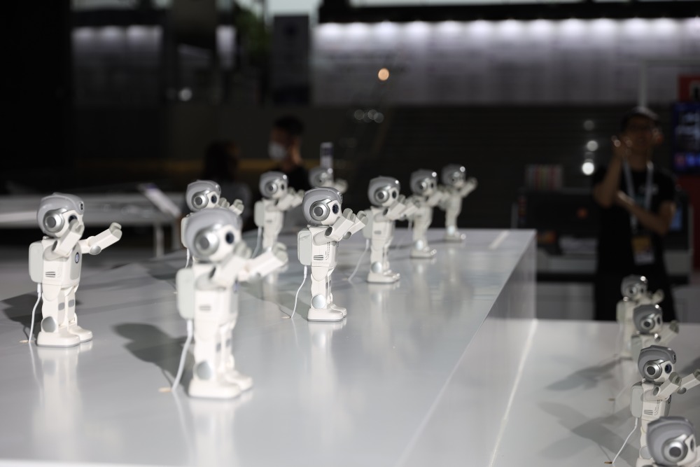 中國AI機械人walkerX02 中國AI機械人walkerX02