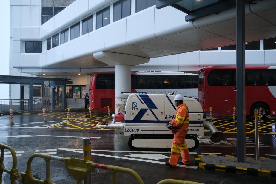 “龙吸水”排水机械人