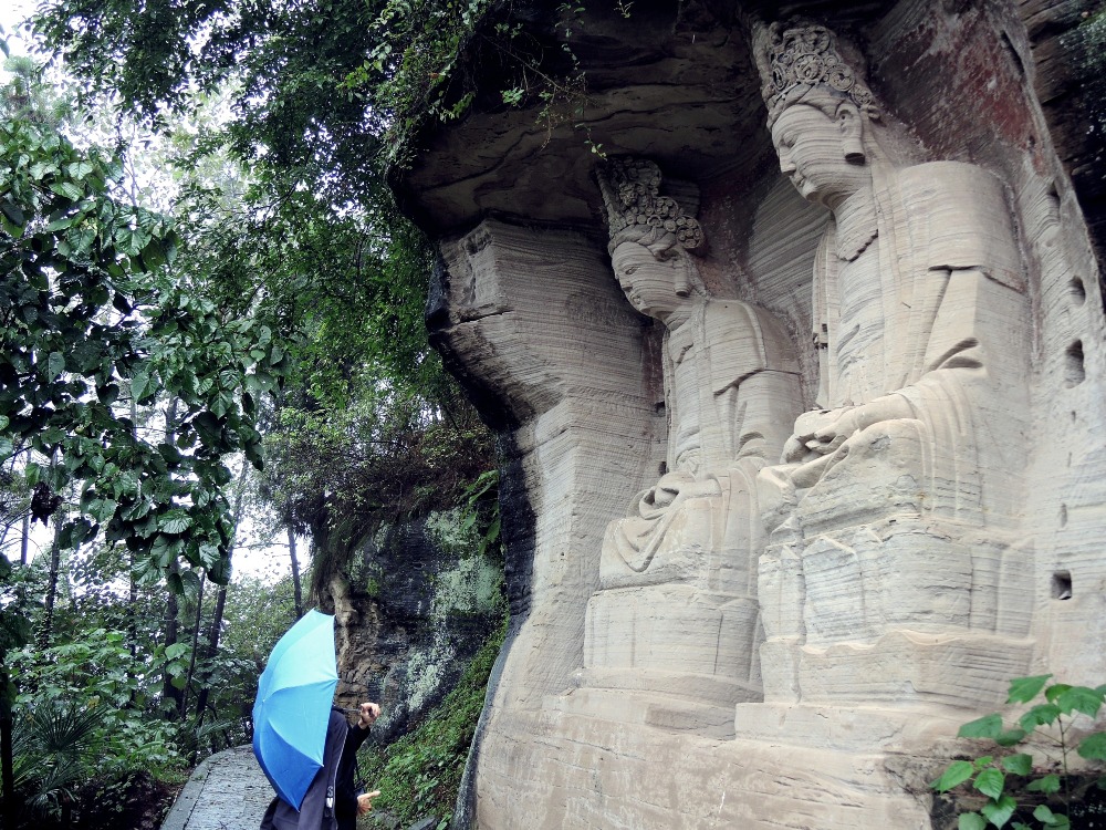 安岳石刻茗山寺觀音大勢至菩薩像