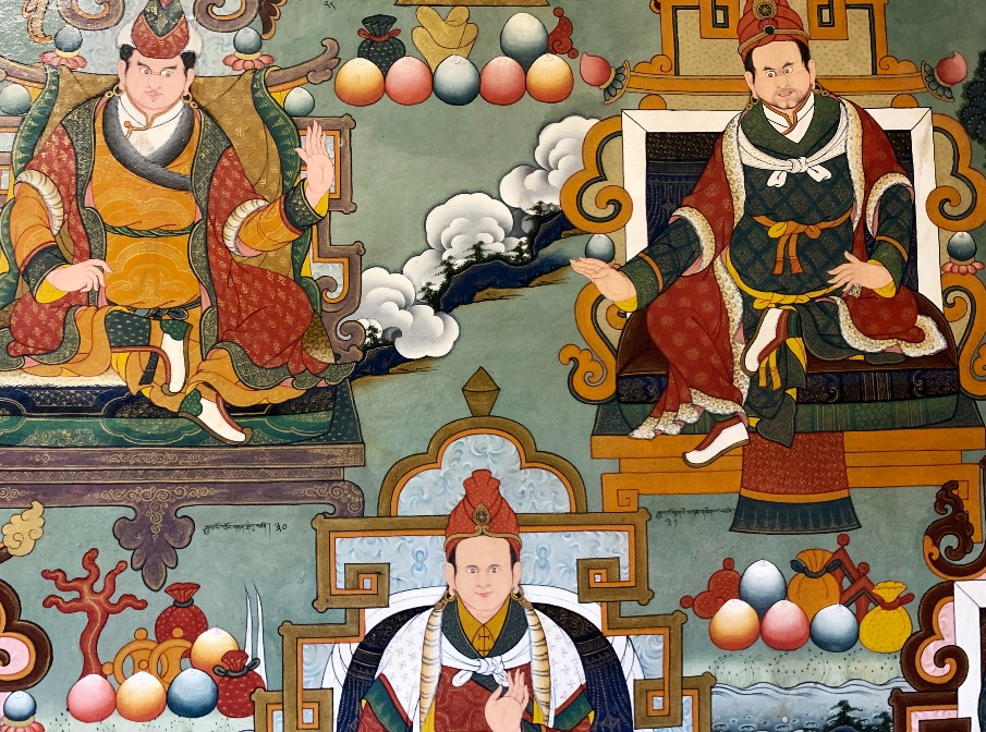 Murals in Yungbulakang Palace