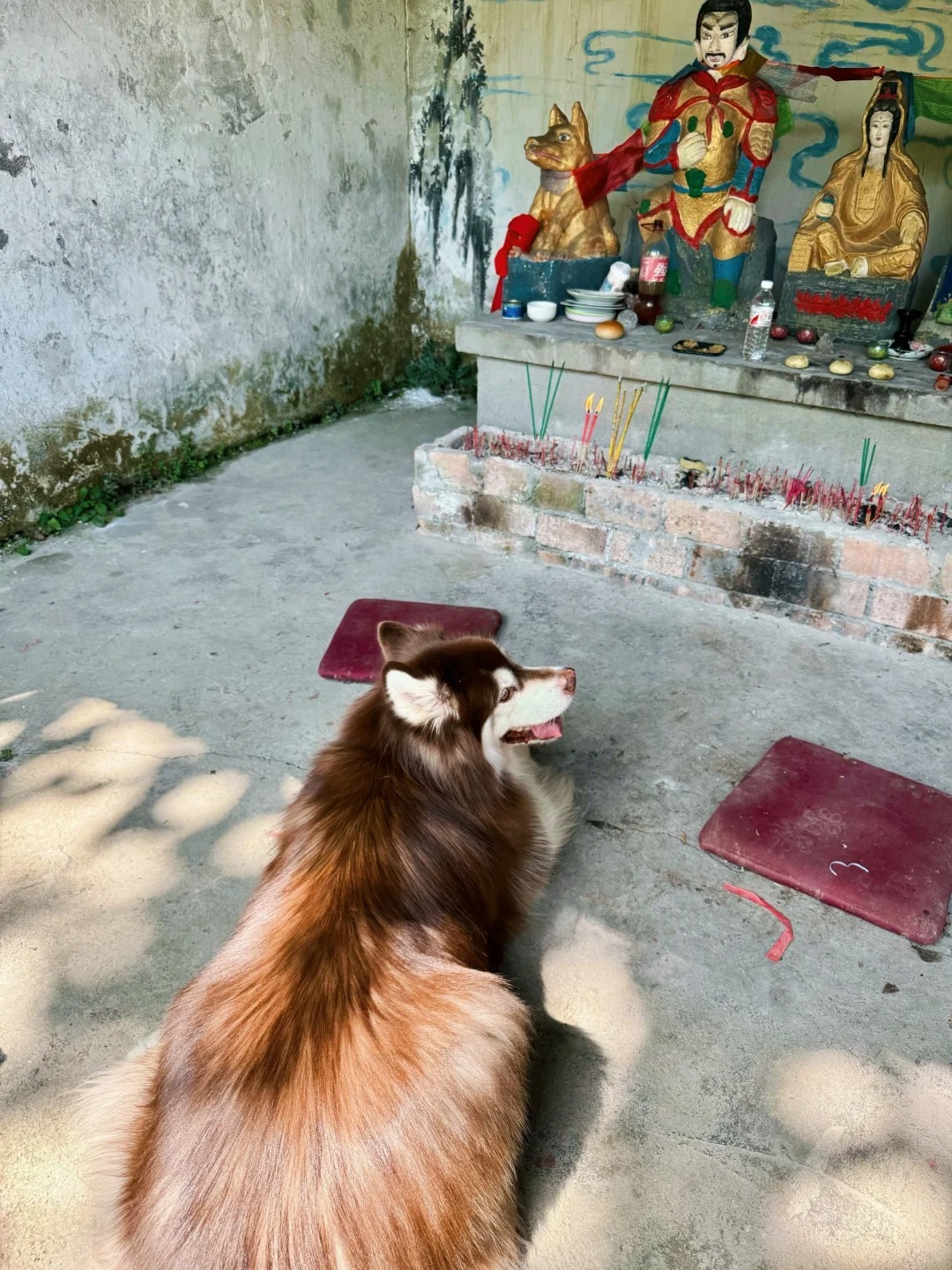 Ancient Tiangou Temple in Sichuan