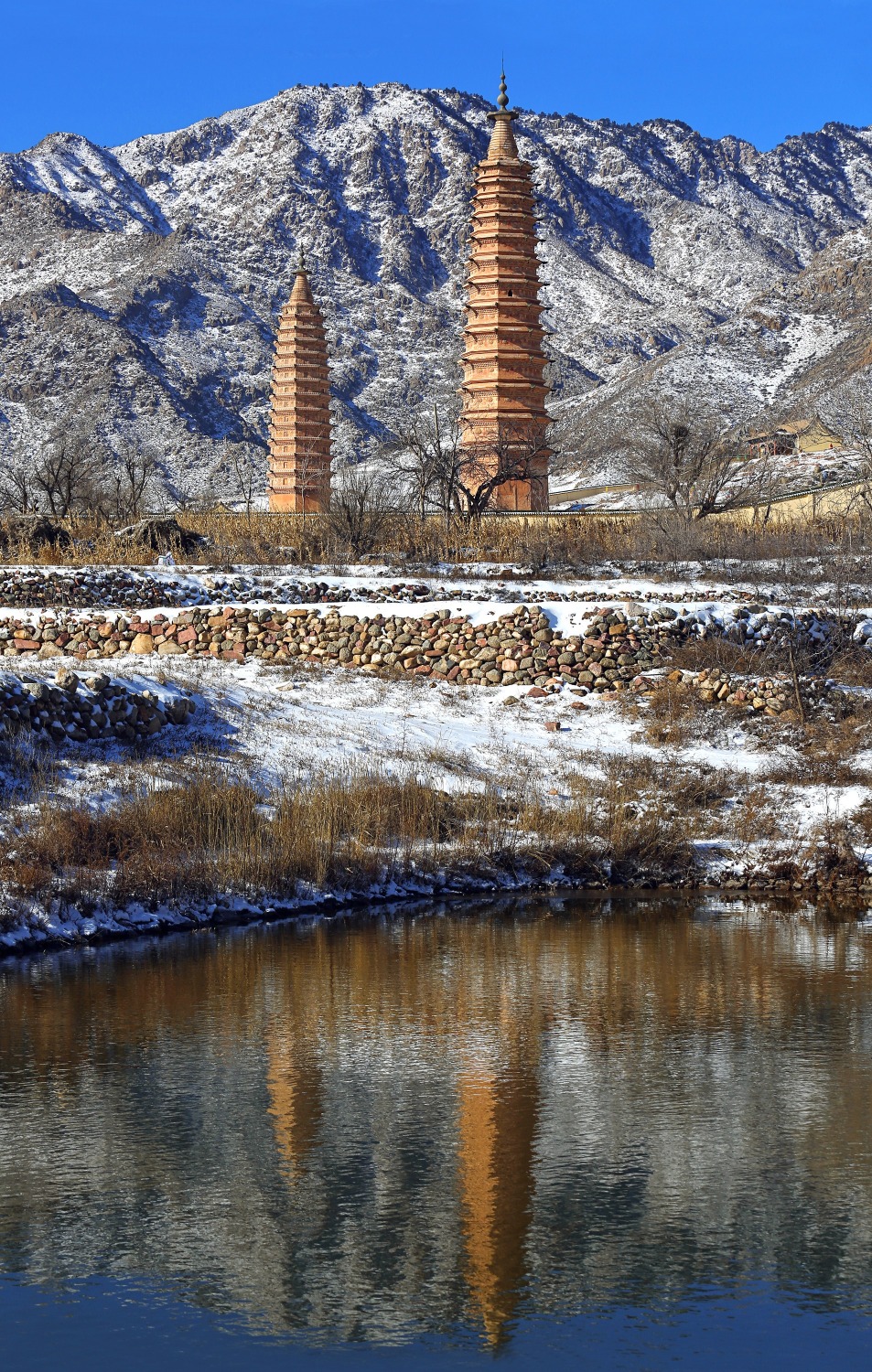 Baisikou Twin Pagodas