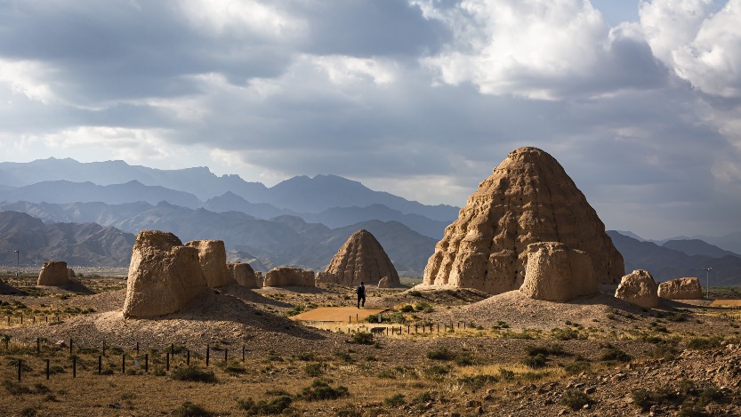 The Western Xia Mausoleums in the Helan Mountains, Ningxia