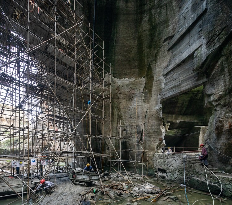 Renovation project of Huangyan Grottoes