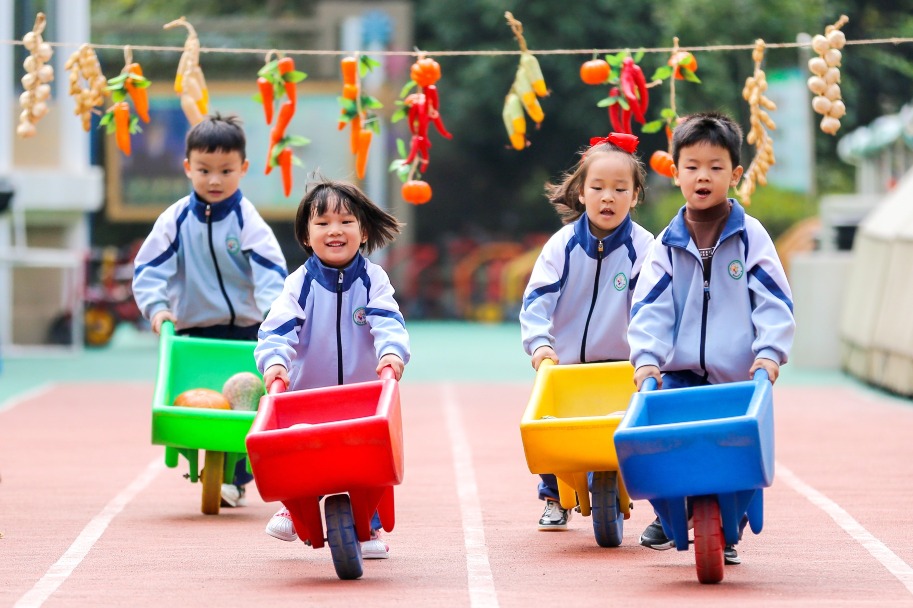 中國2021年人口新增48萬-三孩政策