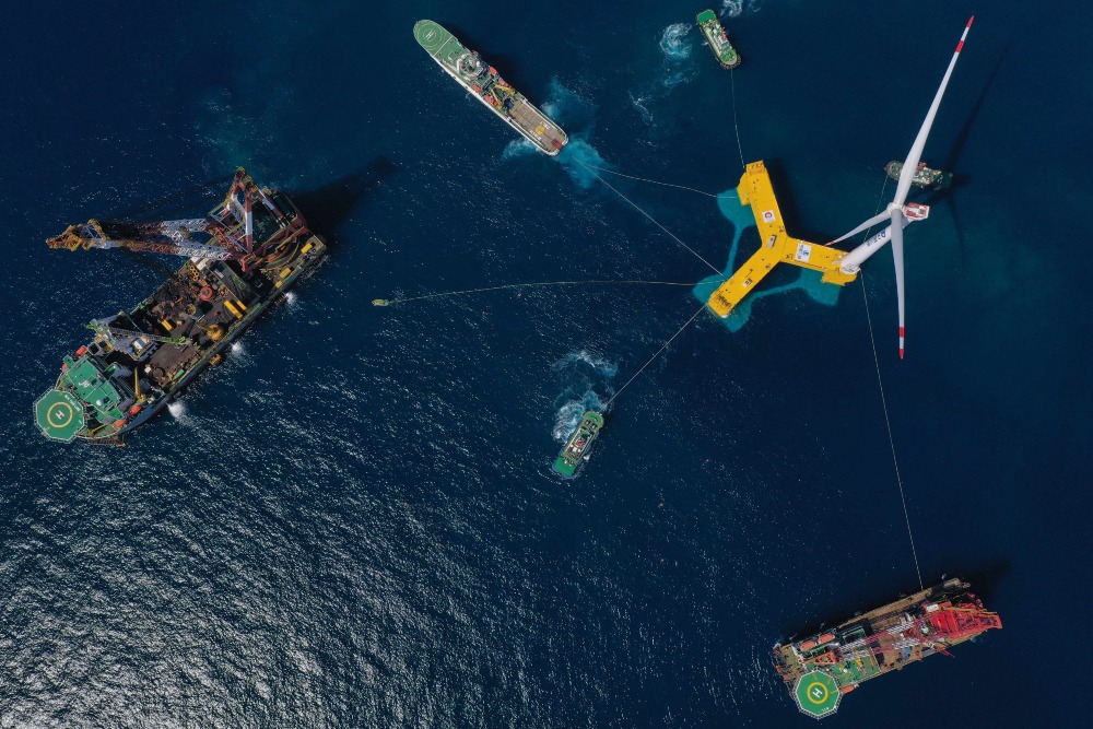 中國海上風電-全球首台漂浮式海上風能機組