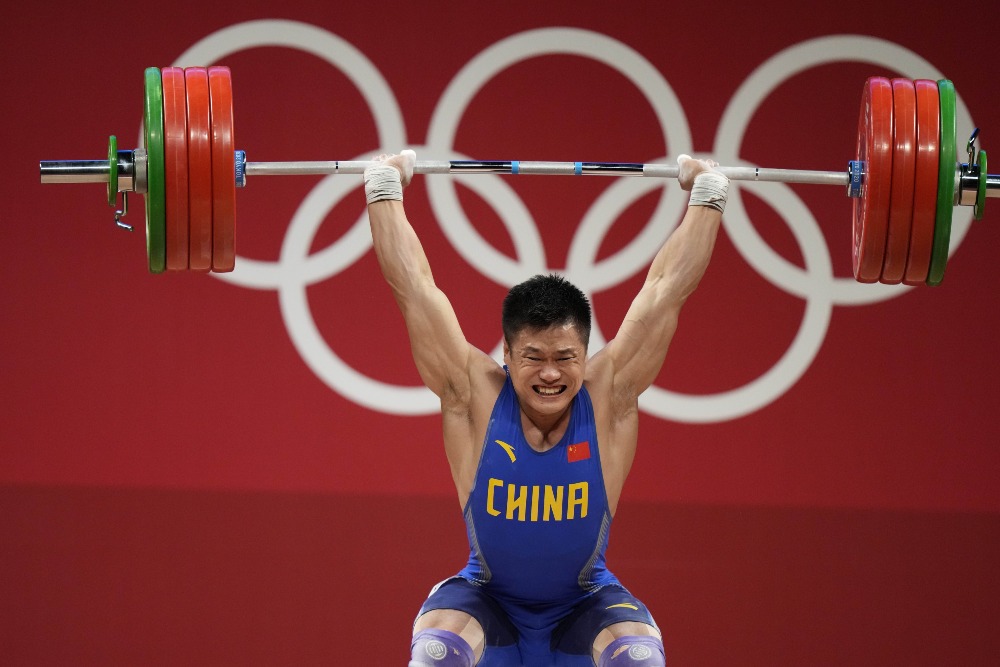 當代中國-體育運動-東京奧運呂小軍獲得81公斤舉重金牌