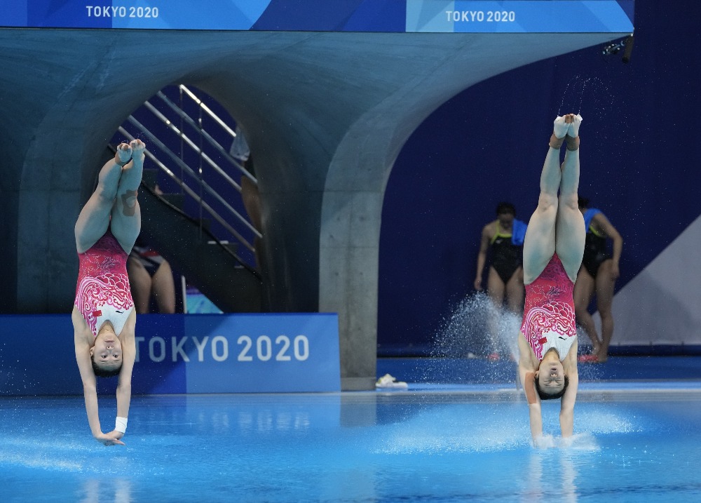 當代中國-體育運動-東京奧運施廷懋王涵女子雙人3米板奪金