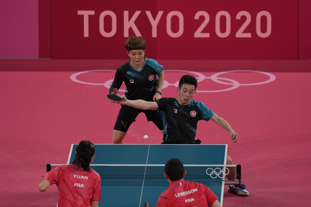 當代中國-體育運動-東京奧運港隊黃鎮廷林凱琹無緣4強