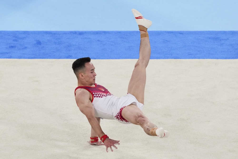 當代中國-體育運動-東京奧運肖若騰自由體操獲銅牌