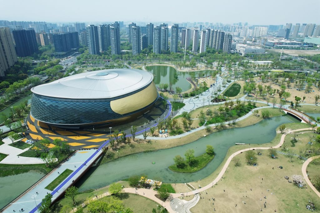 拱墅運河體育公園的體育館，將會在杭州亞運會期間，舉辦乒乓球、霹靂舞等項目；至於體育場則是曲棍球項目的比賽場地。