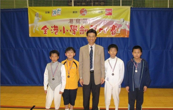 當代中國-運動健兒-19歲奪亞洲花劍冠軍 張家朗由「少年劍神」到奧運金牌得主