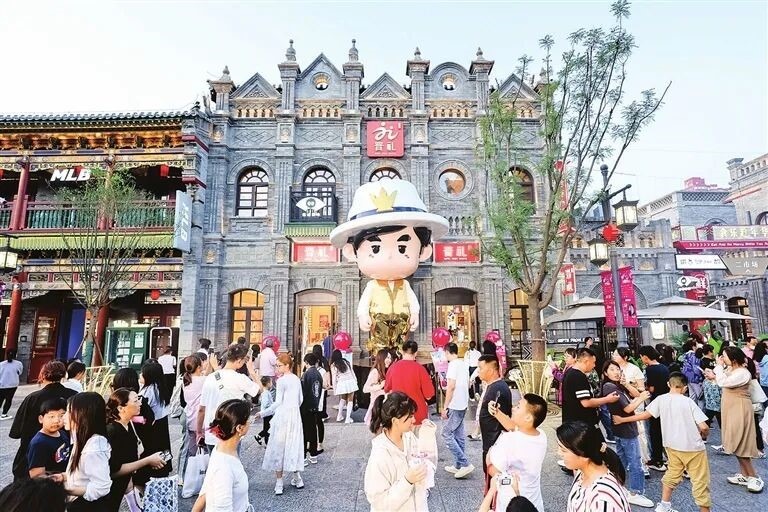 Jay Chou figure on Zhonglou Street, Taiyuan