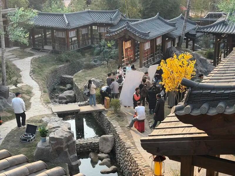 劇組在瑤儀影視基地拍攝 劇組在瑤儀影視基地拍攝