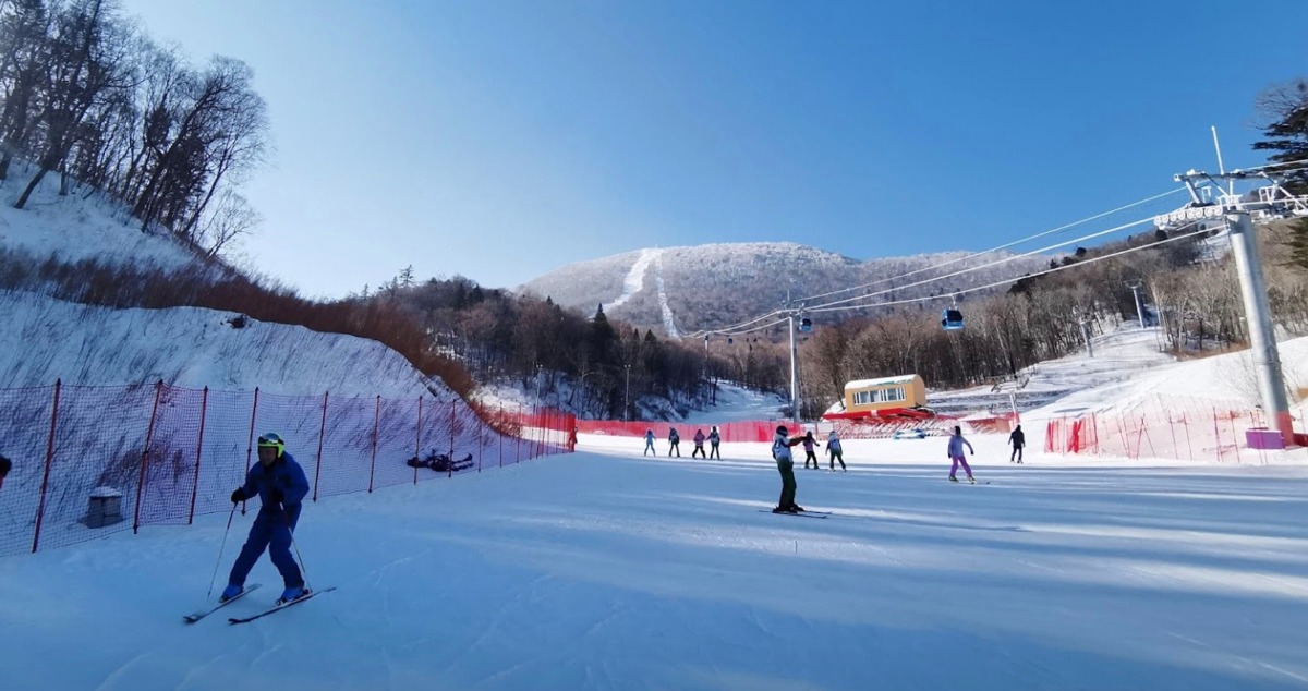 由1998年開始，每年一度舉辦中國國際滑雪節。2009年更成為2009年冬季大學生運動會指定場地。