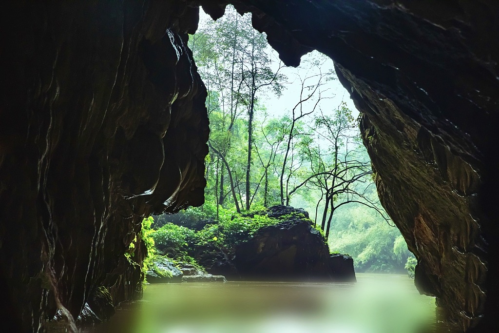 當代中國-潮遊生活-旅遊風物-英西峰林走廊 當代中國-潮遊生活-旅遊風物-英西峰林走廊