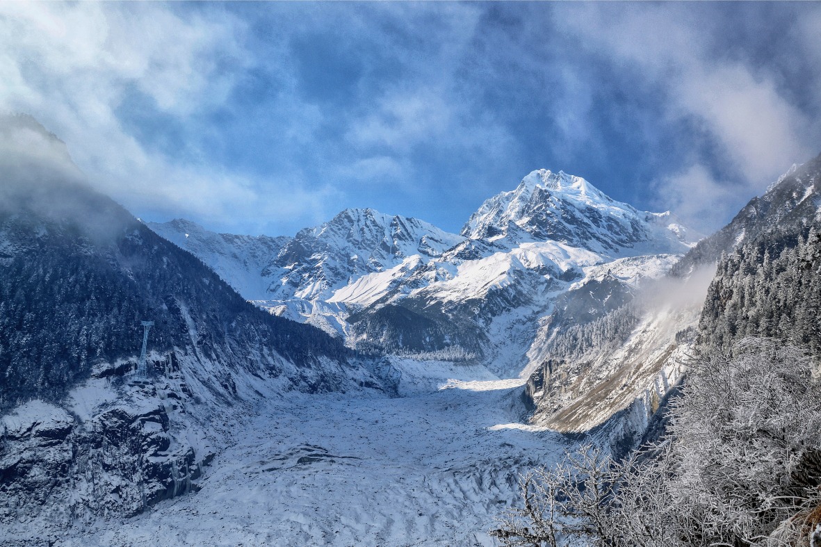 當代中國-潮遊生活-旅遊風物-海螺溝