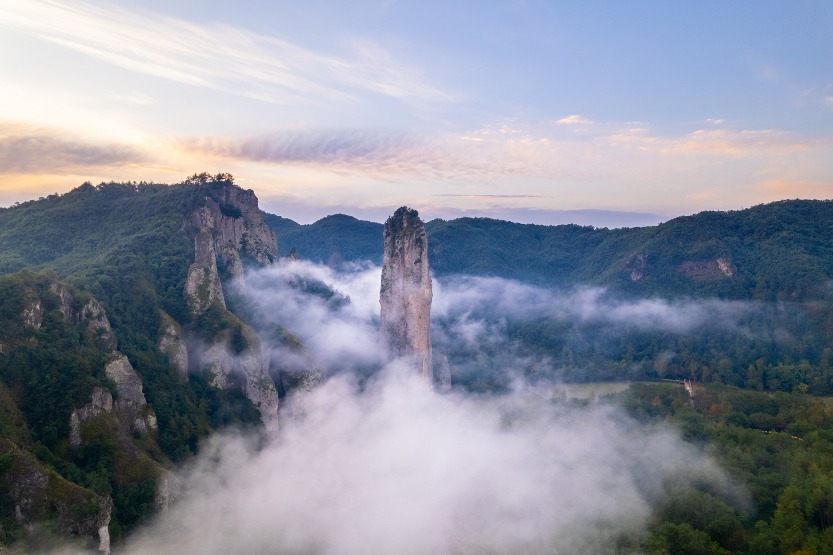 当代中国-中国旅游-浙江仙都