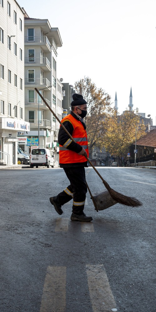 当代中国-李焯芬-垃圾工人的敬业精神