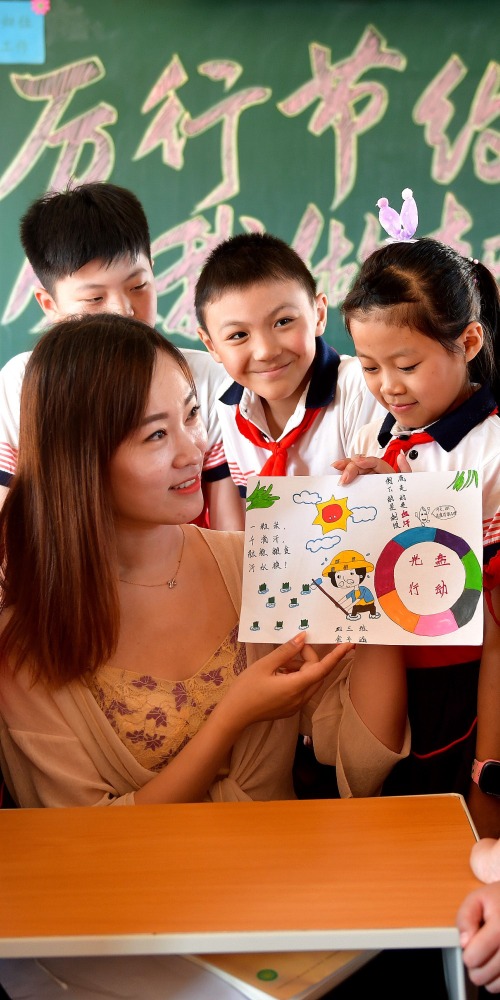 當代中國-新華網時評-【節約糧食】對「舌尖上的浪費」堅決說不