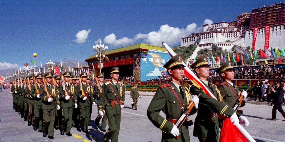 当代中国-名家-张维为看50年代战略思维和平解放西藏驱逐帝国主义