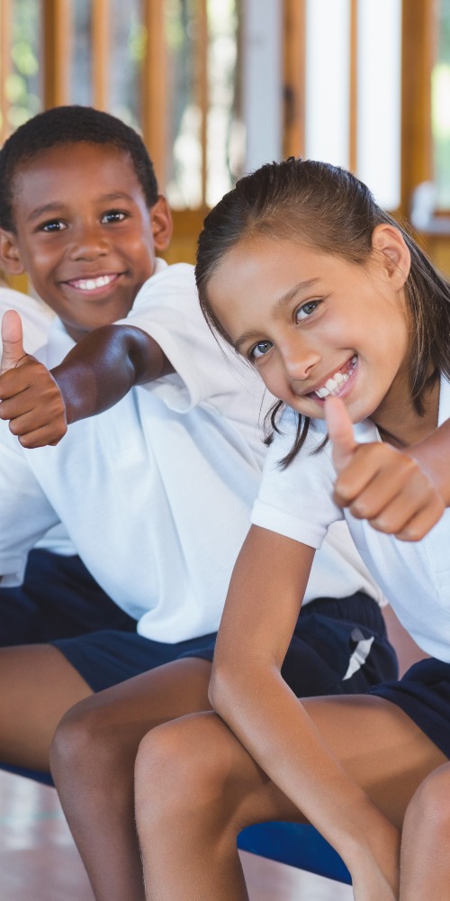 當代中國-名家-李焯芬人生導航四年級乙班的故事