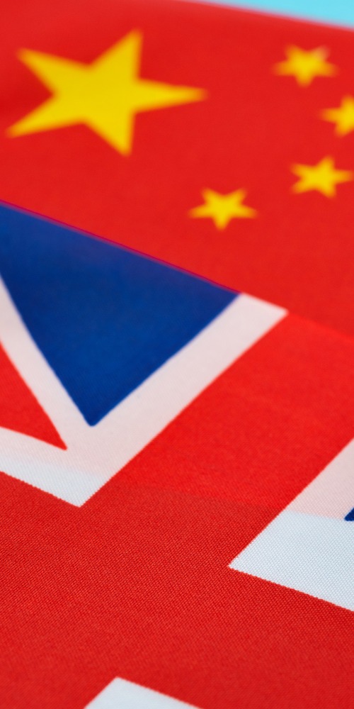 英國保守黨黨魁候選人利用反華情緒拉票