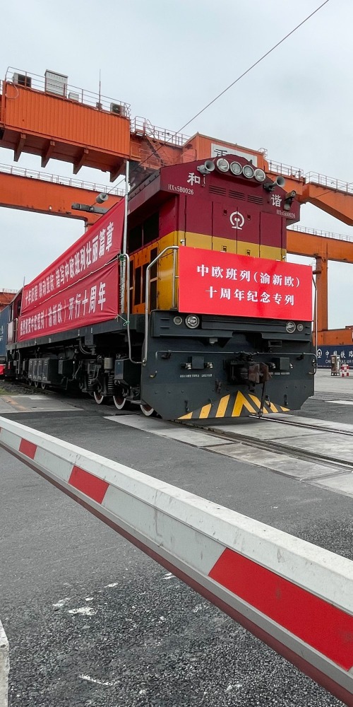 中歐班列在疫情期間成功為中歐經濟帶來活力
