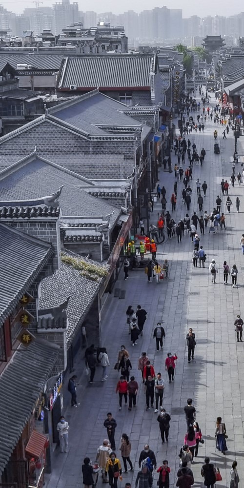 在保育古城和古建築上，商業發展和文化傳承並不相違背