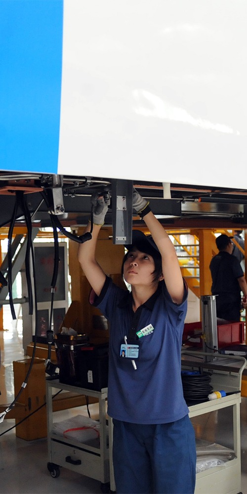 当代中国-中国旅游-哈大高铁