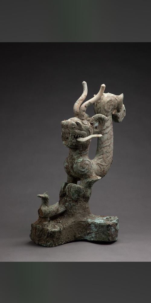 香港故宮 三星堆 虎頭龍身像