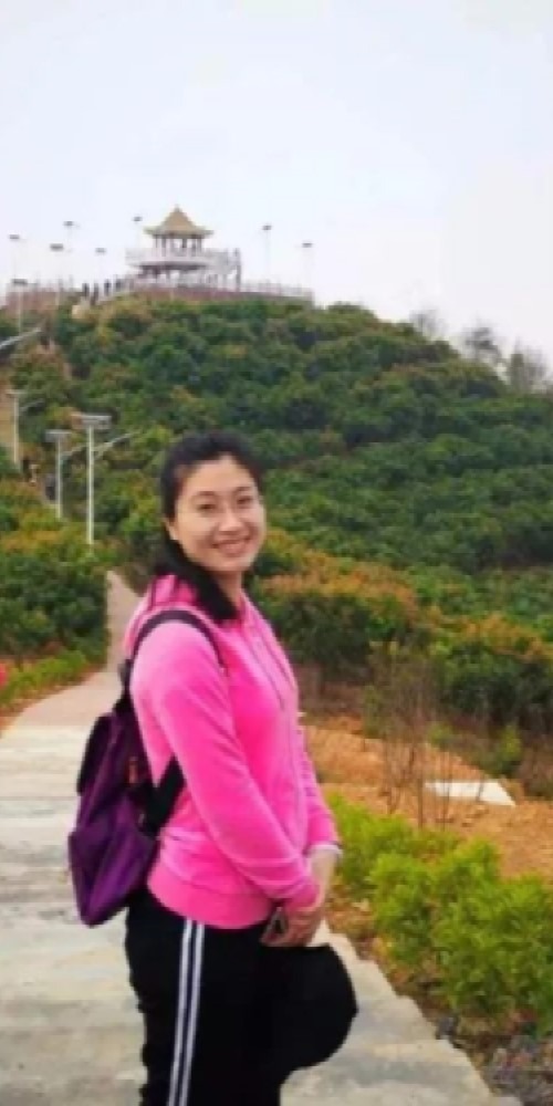 當代中國-扶貧-棄城市生活回饋家鄉黃文秀用生命堅守在扶貧路上