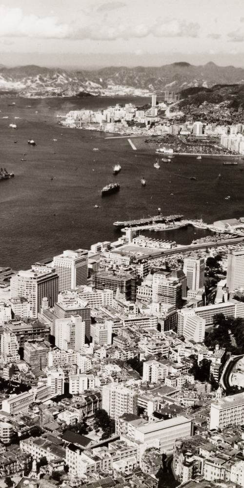 当代中国-飞凡香港-重温香港历史1984年最大英资财团怡和迁册