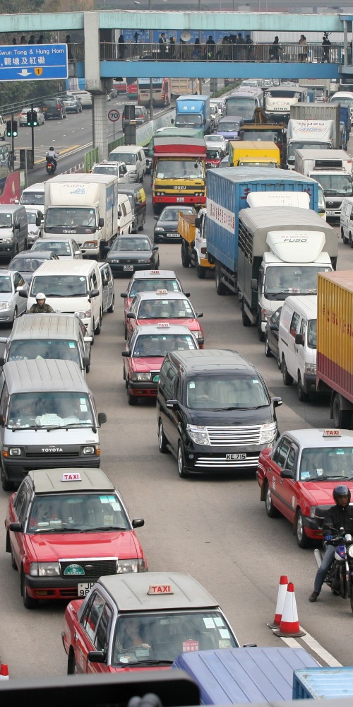 當代中國-飛凡香港-西隧通車三隧分流解決港人塞車煩惱