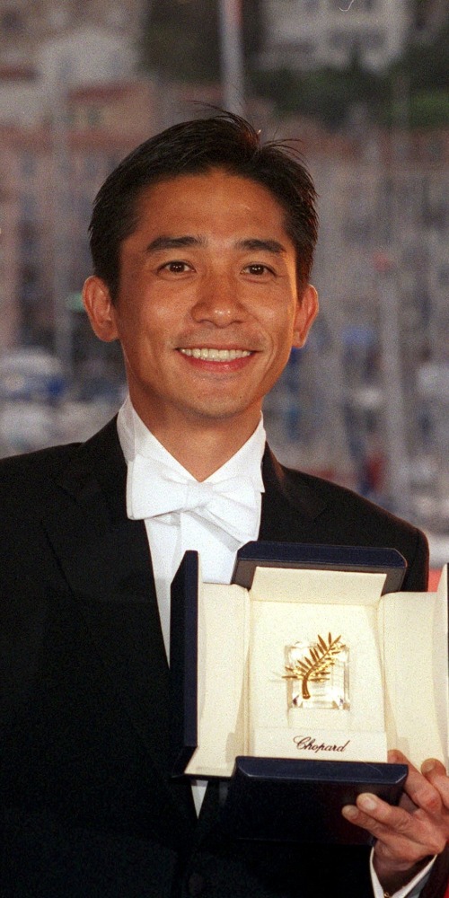 當代中國-飛凡香港-梁朝偉2000年封康城影帝香港影圈第1人