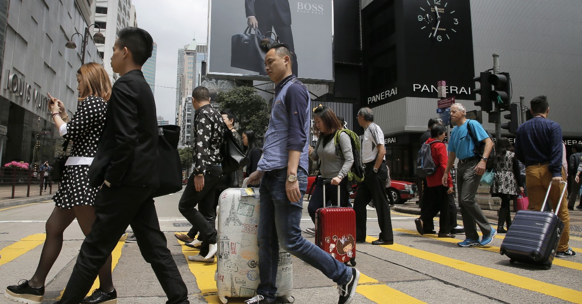 當代中國-飛凡香港-自由行刺激香港旅遊業創造就業機會