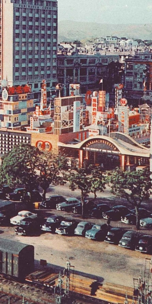 當代中國-飛凡香港-工展會由推廣港貨展覽到戶外展銷嘉年華