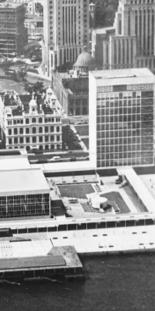 當代中國-飛凡香港-香港大會堂未有會展前的官方儀式場地