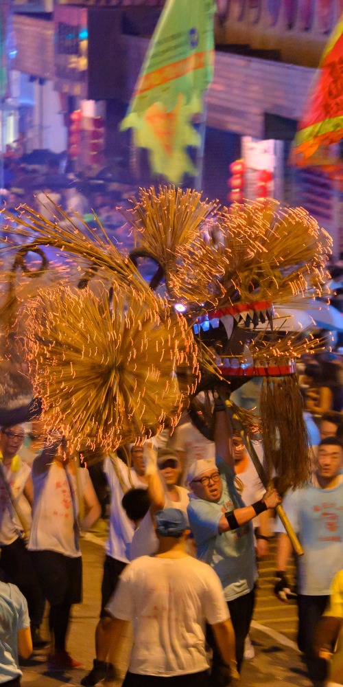 當代中國-飛凡香港-當年今日大坑舞火龍舞入中國非遺