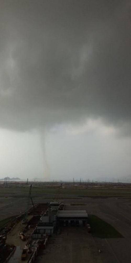當代中國-飛凡香港-「世界末日」降臨？1982年龍捲風首次襲港