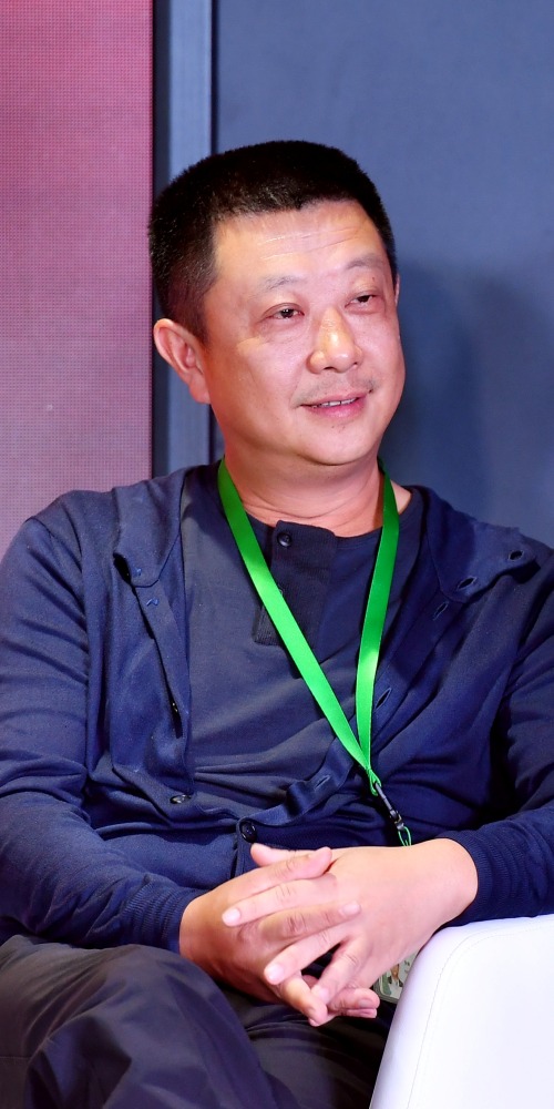 当代中国-创新先锋-海底捞张勇发迹史