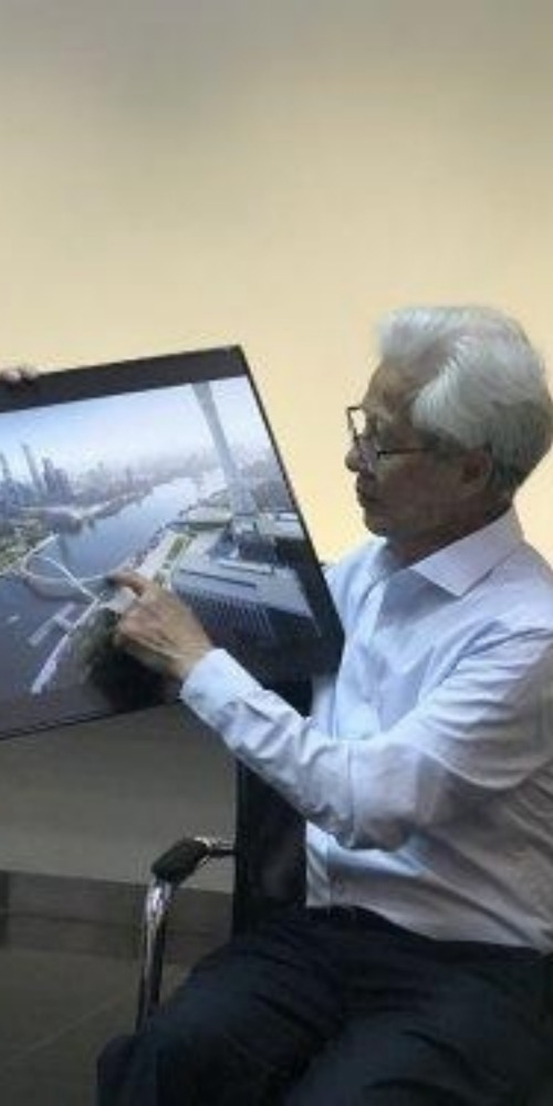 海心橋何鏡堂