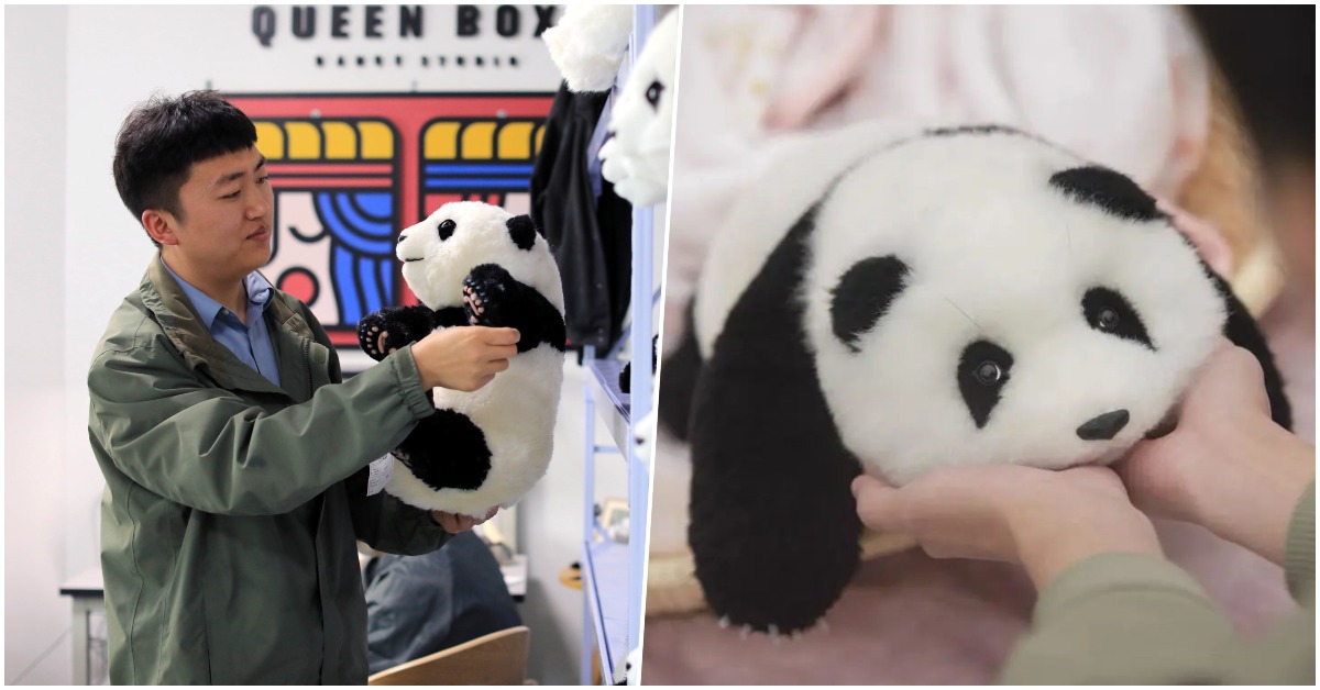 Giant Panda Lifelike Plush Toy 