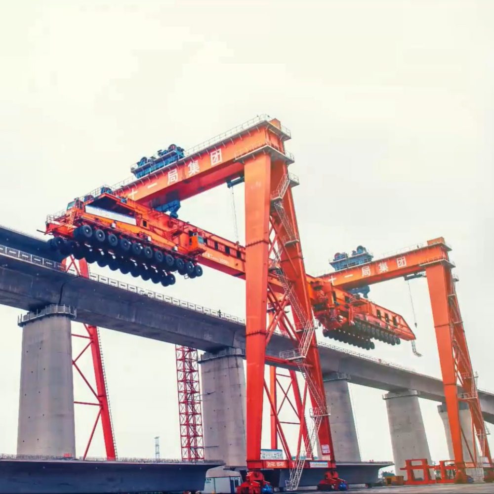 當代中國-超級工程-崑崙號架橋機