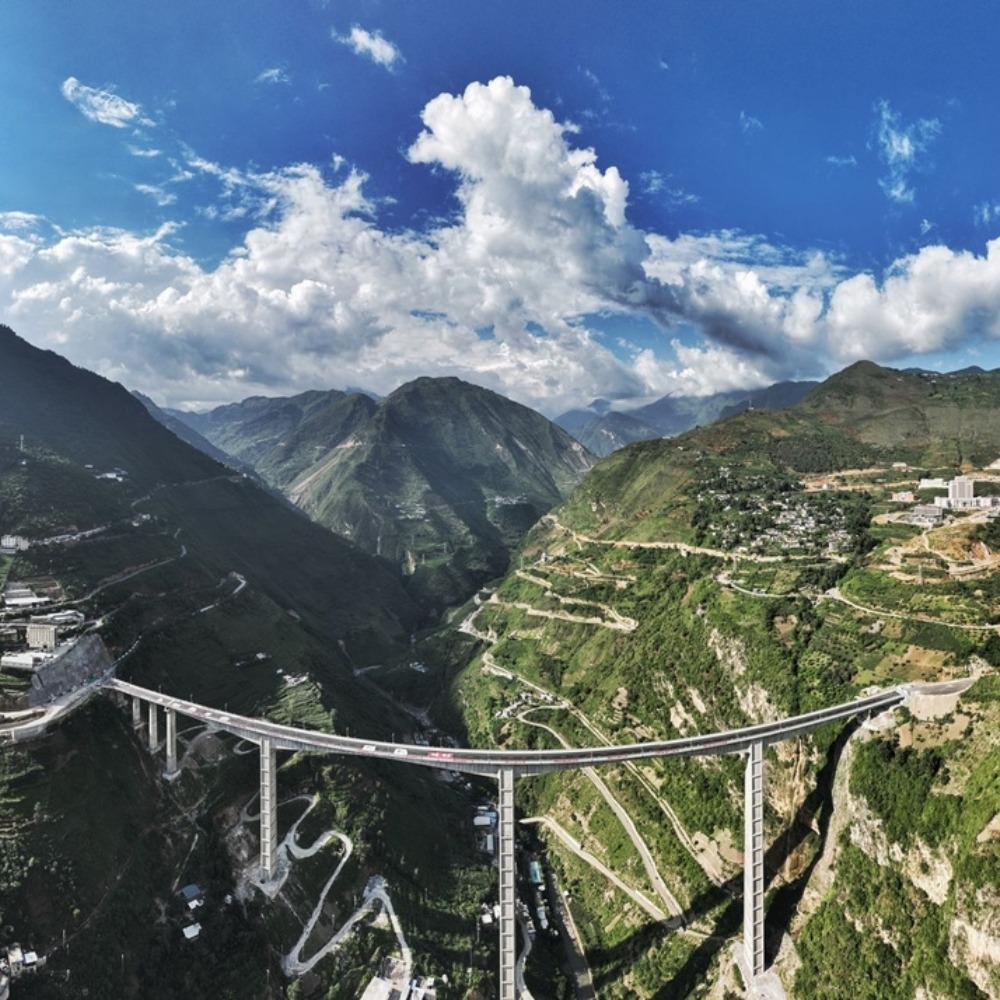 當代中國－超級工程－世界第一高墩－金陽河特大橋