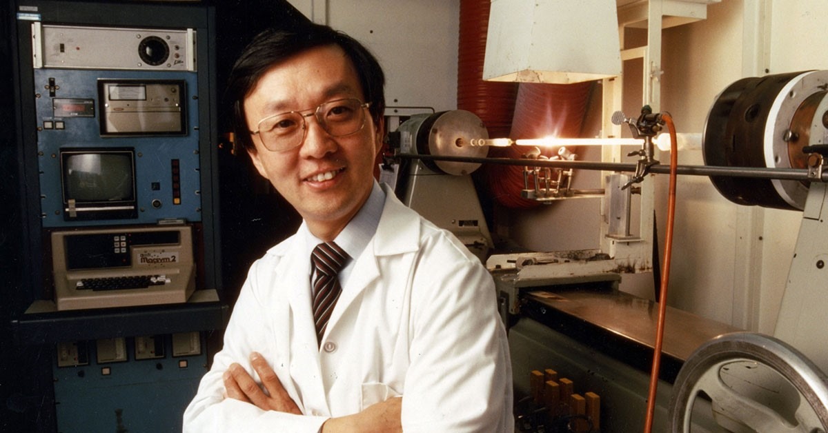 當代中國-高錕初到香港