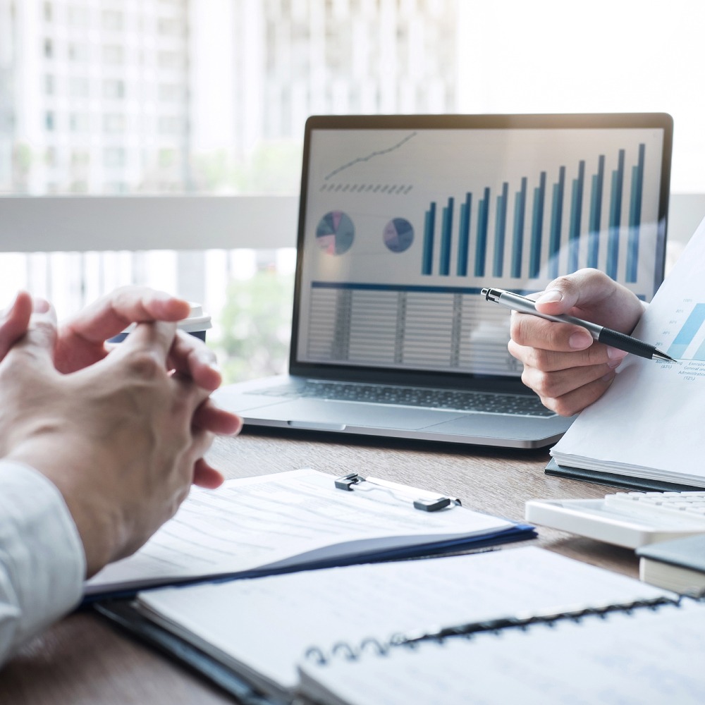 内地金融业收入水平券商员工年薪70万高于保险业1倍| 经济发展| 焦点纵览| 当代中国