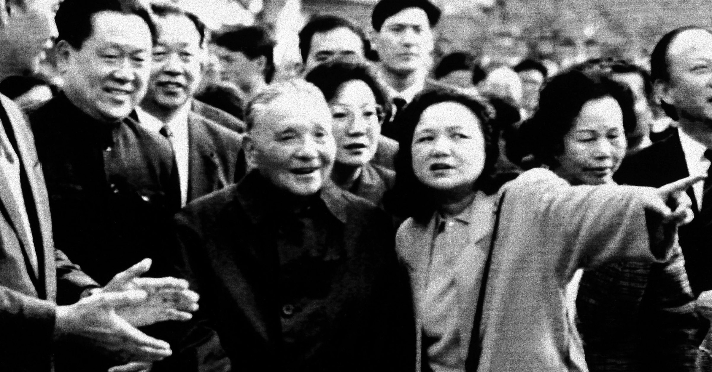 鄧小平南巡|深圳遠眺香港 | 改革開放 | 今日焦點 | 當代中國