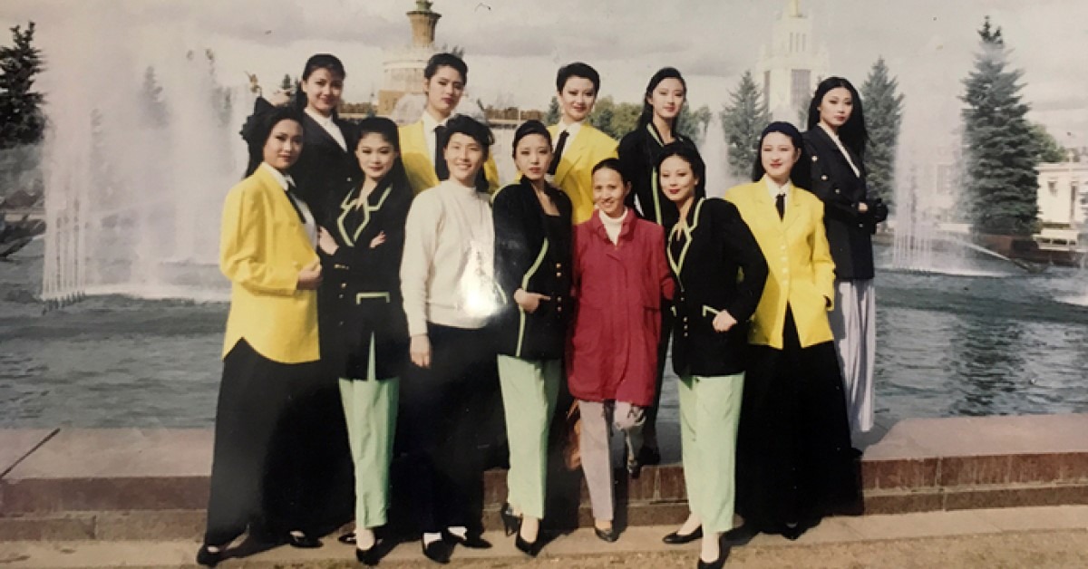 當代中國-改革開放-改革開放由第1場時裝表演到第1支時裝表演隊